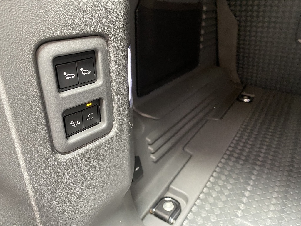Land Rover Defender 110 Defender Se D Black #58