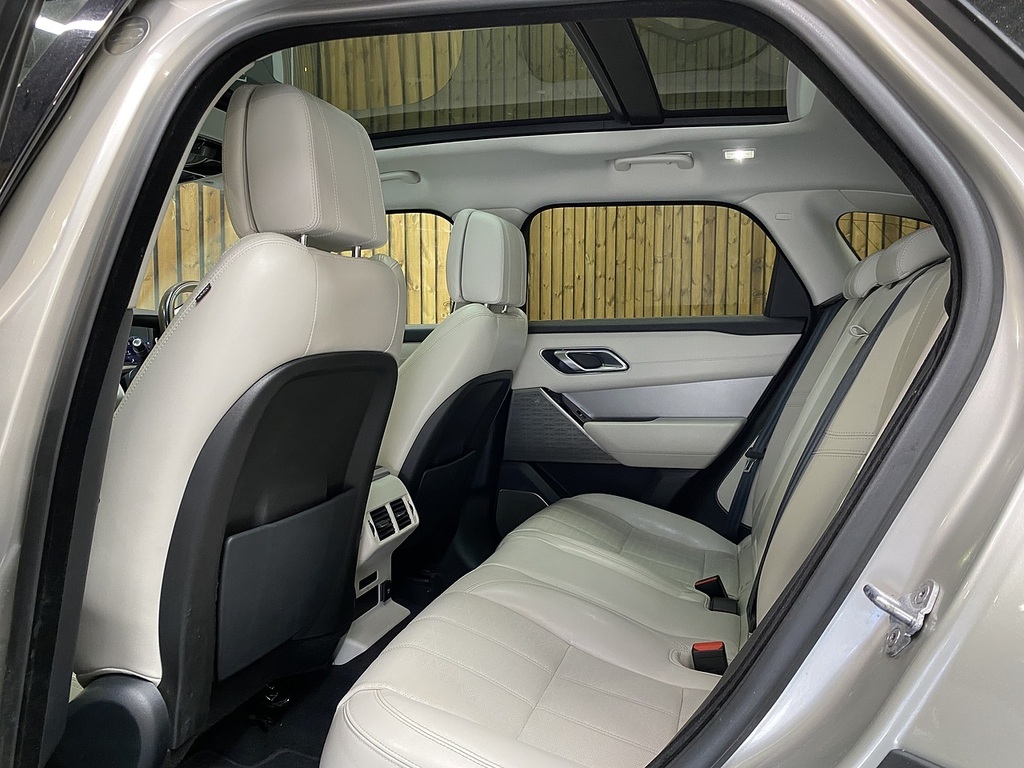 Land Rover Range Rover Velar D240 Hse OY69ORN Silver #6