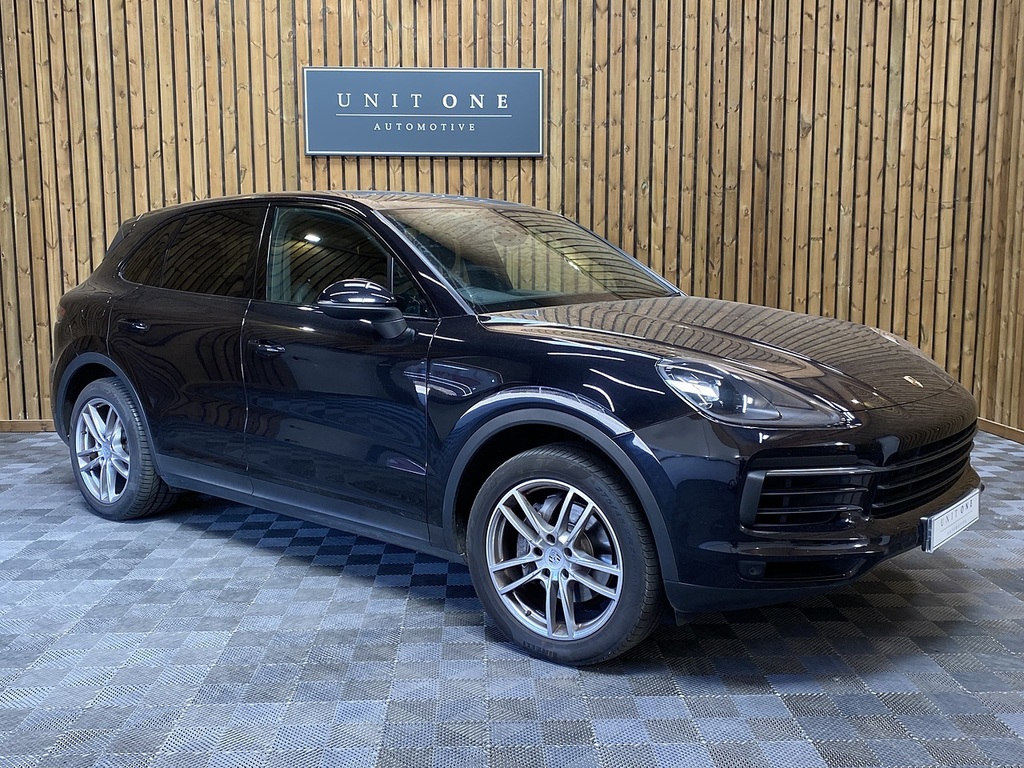 Porsche Cayenne T V6 Black