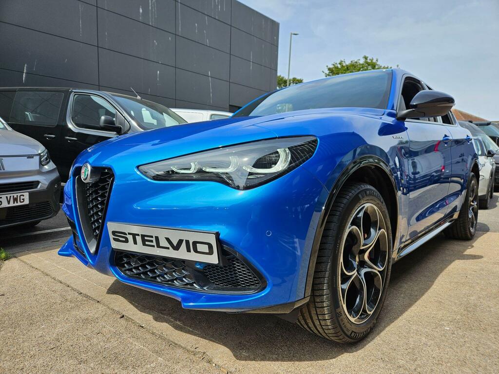 Alfa Romeo Stelvio 2.0T Veloce Q4 Awd Euro 6 Ss Blue #2