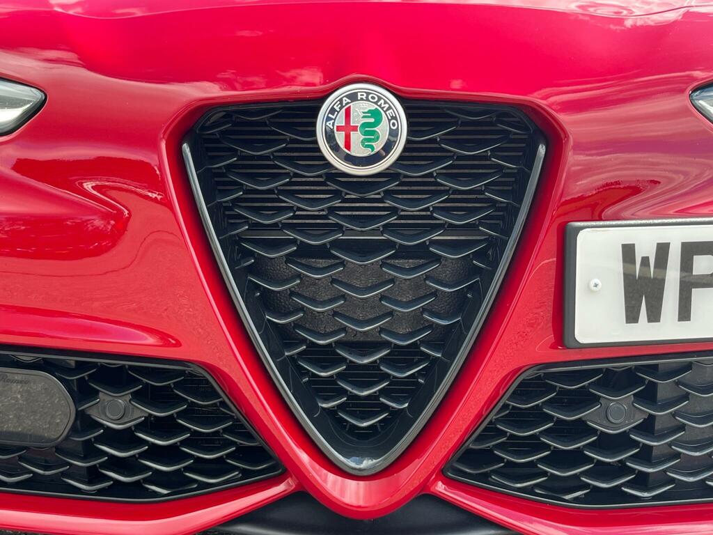 Alfa Romeo Giulia 2.0T Veloce Saloon Euro 6 Ss 2 #39