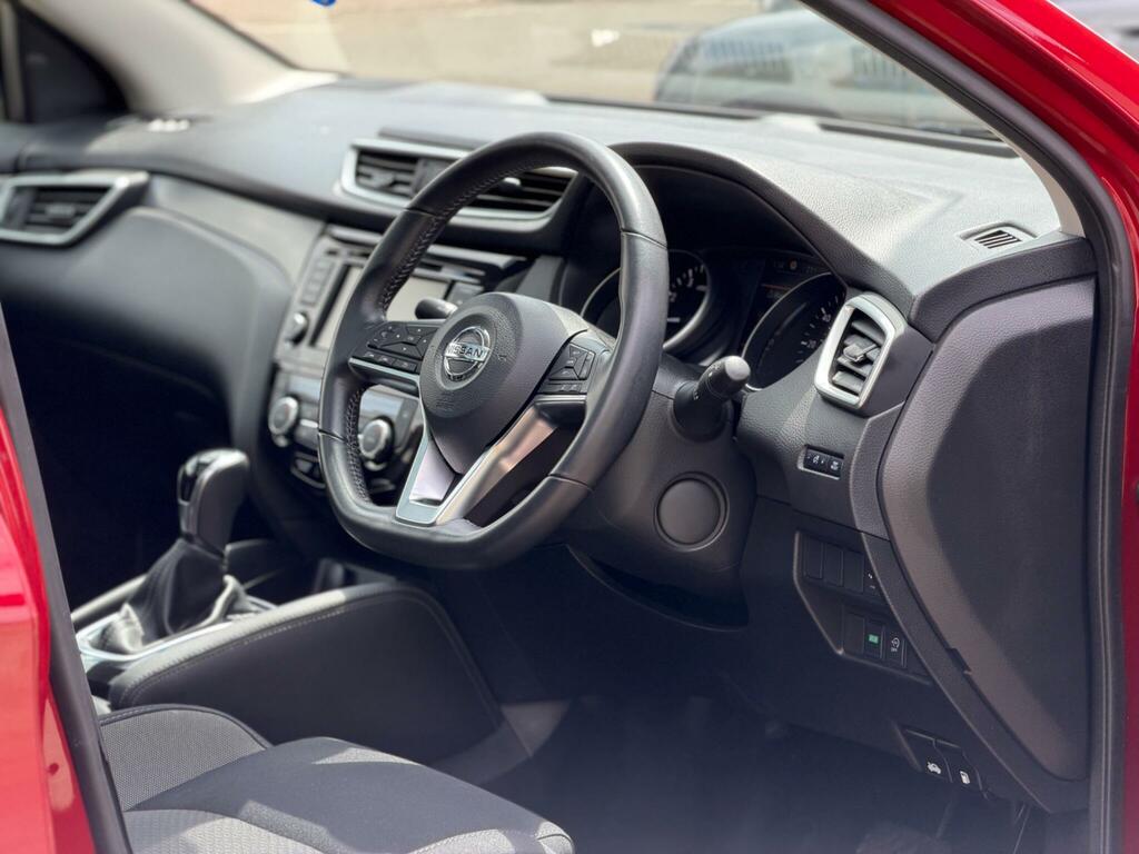 Nissan Qashqai 1.3 Dig-t N-connecta Suv Dct Euro Red #3