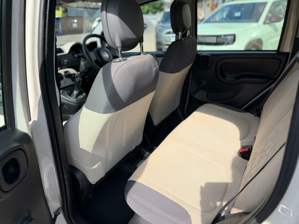 Fiat Panda Hatchback 0.9 Panda Cross My Twinair 90Hp 2015 Black #21