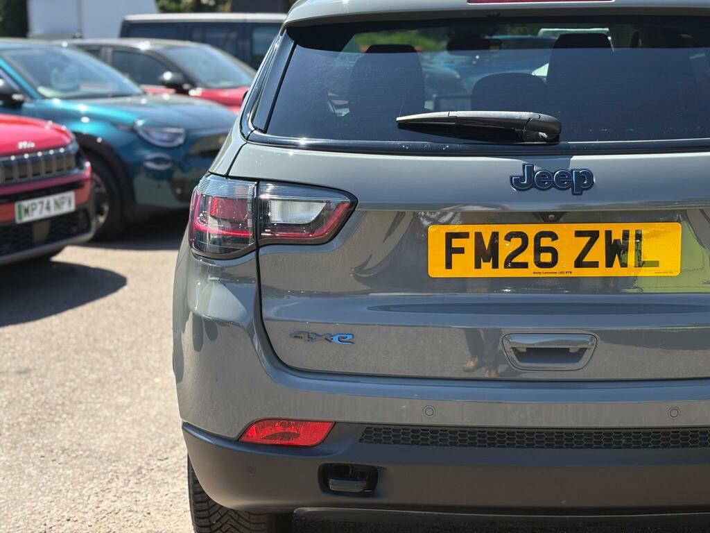 Jeep Compass Compass S Phev Black #8
