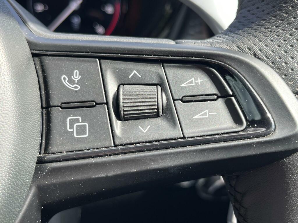 Alfa Romeo Tonale 2023 1.3 Vgt 15.5Kwh Speciale Suv Plug- Green #25