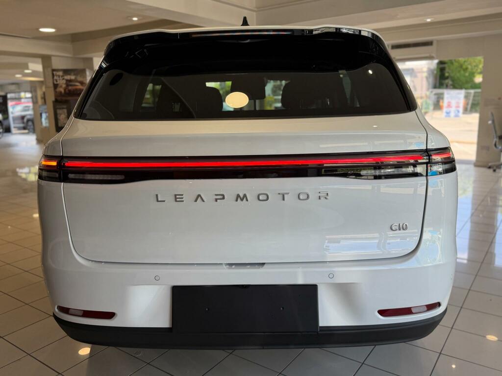 Leapmotor C10 Hybrid Ev 28.4Kwh  White #5