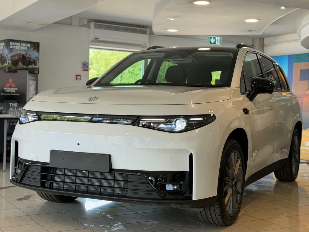 Leapmotor C10 Hybrid Ev 28.4Kwh  White #4