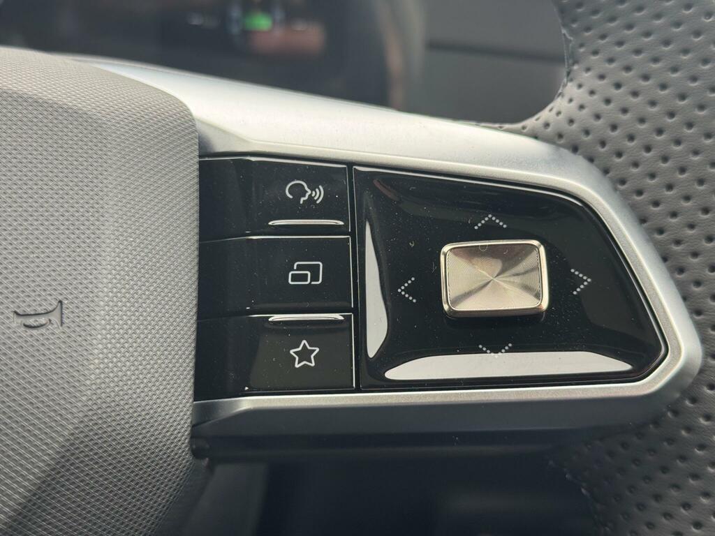 MG 1.5T 24.7Kwh Premium Euro 6 Ss Silver #41
