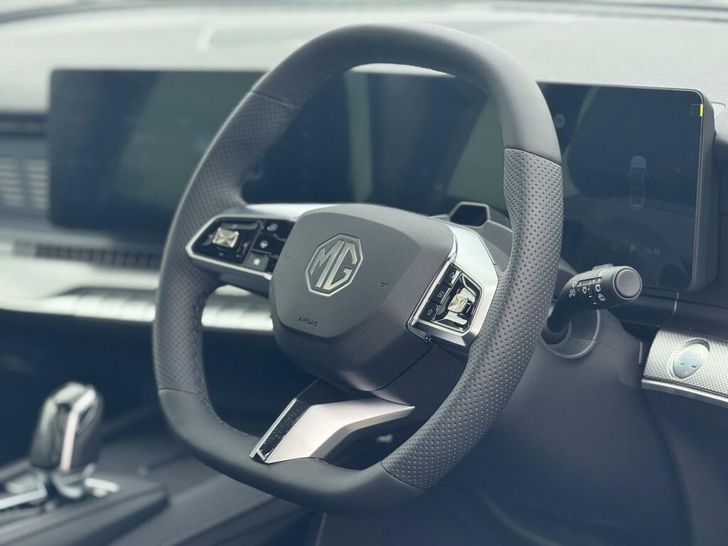 MG 1.5T 24.7Kwh Premium Euro 6 Ss Silver #3