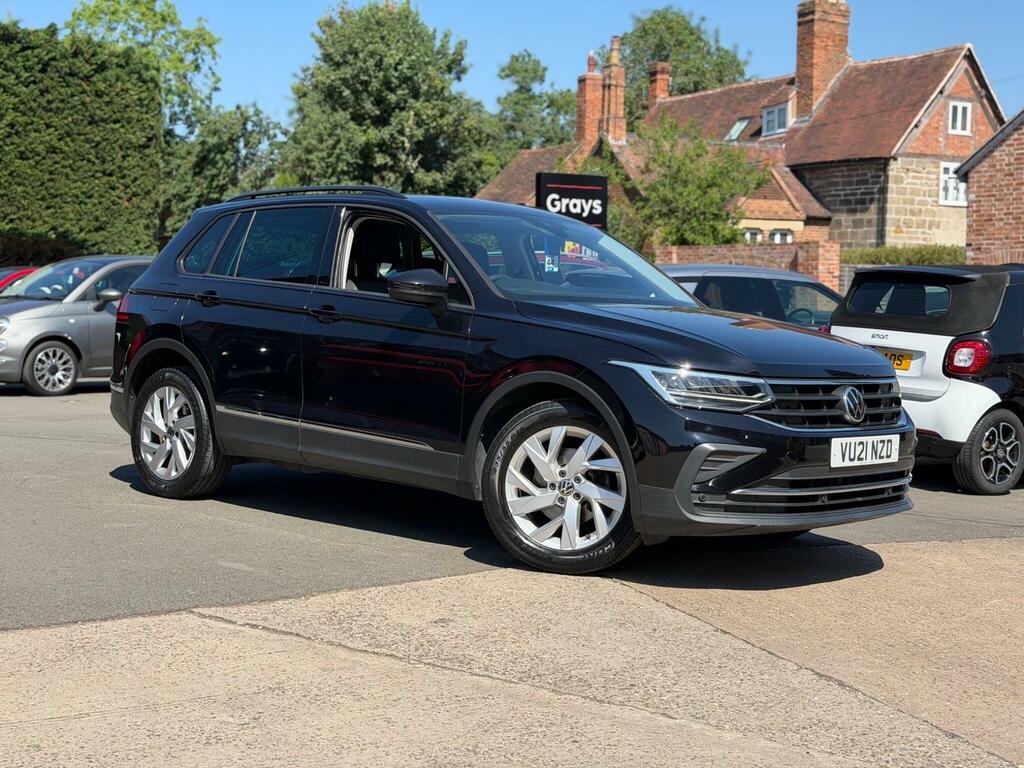 Volkswagen Tiguan 1.5 Tsi Life Suv Euro 6 Ss 1 Black