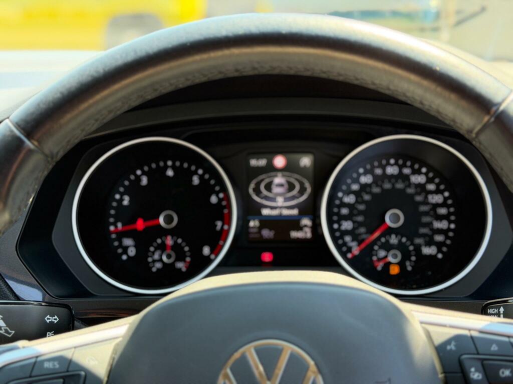 Volkswagen Tiguan 1.5 Tsi Life Suv Euro 6 Ss 1 Black #6