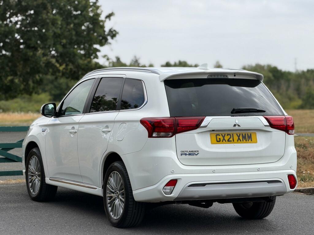 Mitsubishi Outlander Phev Dynamic Red #3