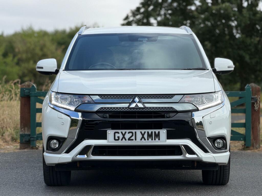 Mitsubishi Outlander Phev Dynamic Red #4