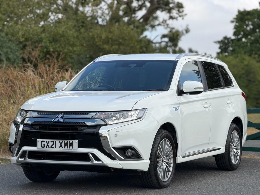 Mitsubishi Outlander Phev Dynamic Red #6
