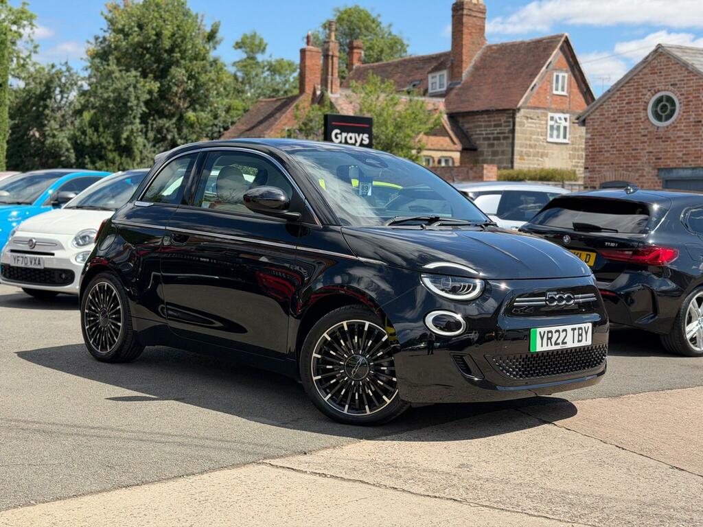 Fiat 500E 42Kwh La Prima Hatchback 118 Ps YR22TBY Black
