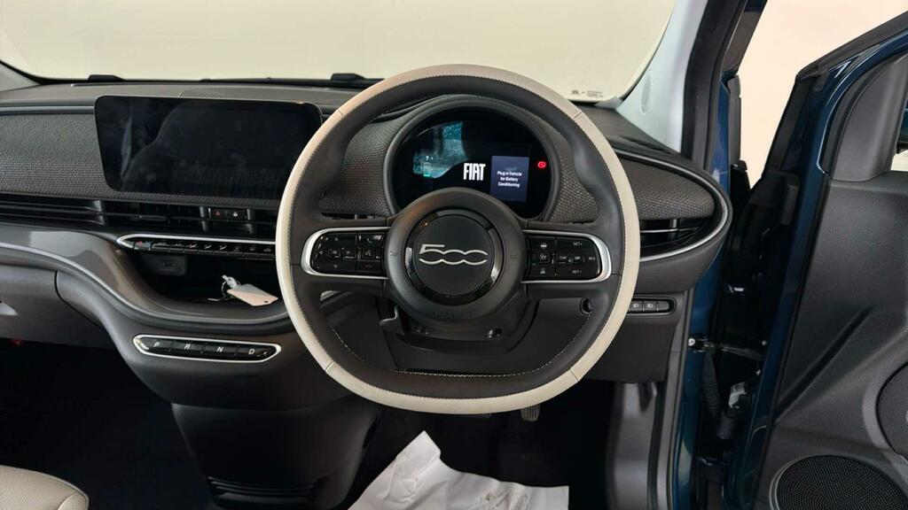 Fiat 500E 42Kwh La Prima Hatchback 118 Ps Green #3