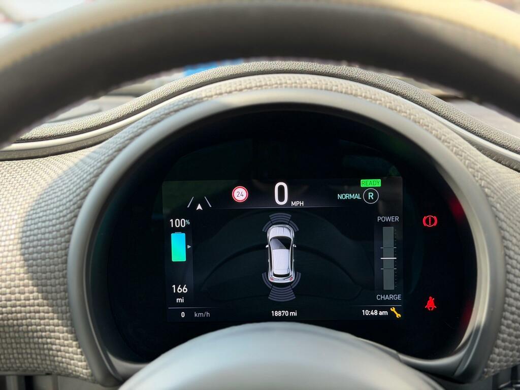 Fiat 500E 42Kwh La Prima Hatchback 118 Ps MV23ARX Green #6