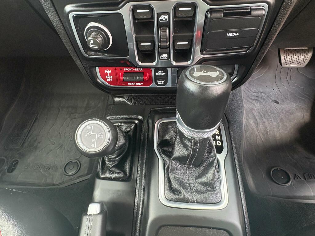 Jeep Wrangler 2.0 Gme Rubicon Silver #8