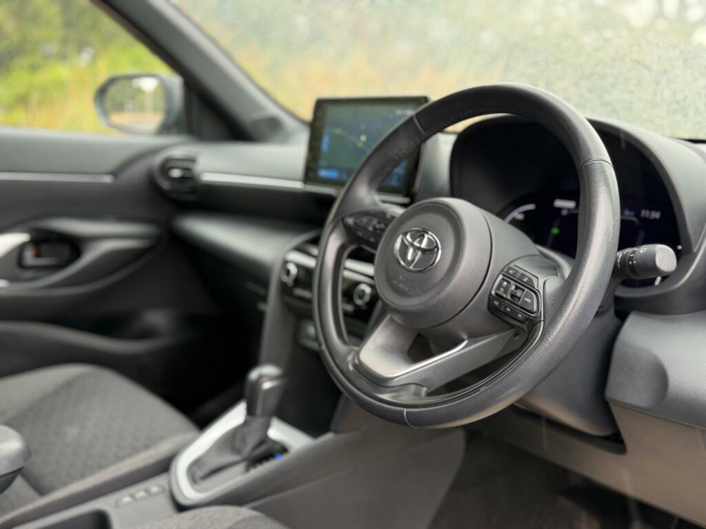Toyota Yaris Cross 1.5 Vvt-h Design E-cvt Euro 6 Ss V073UXA Grey #2