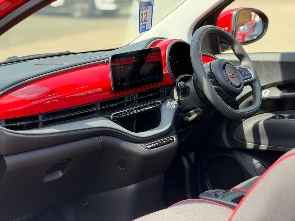 Fiat 500E C 42Kwh Icon White #16