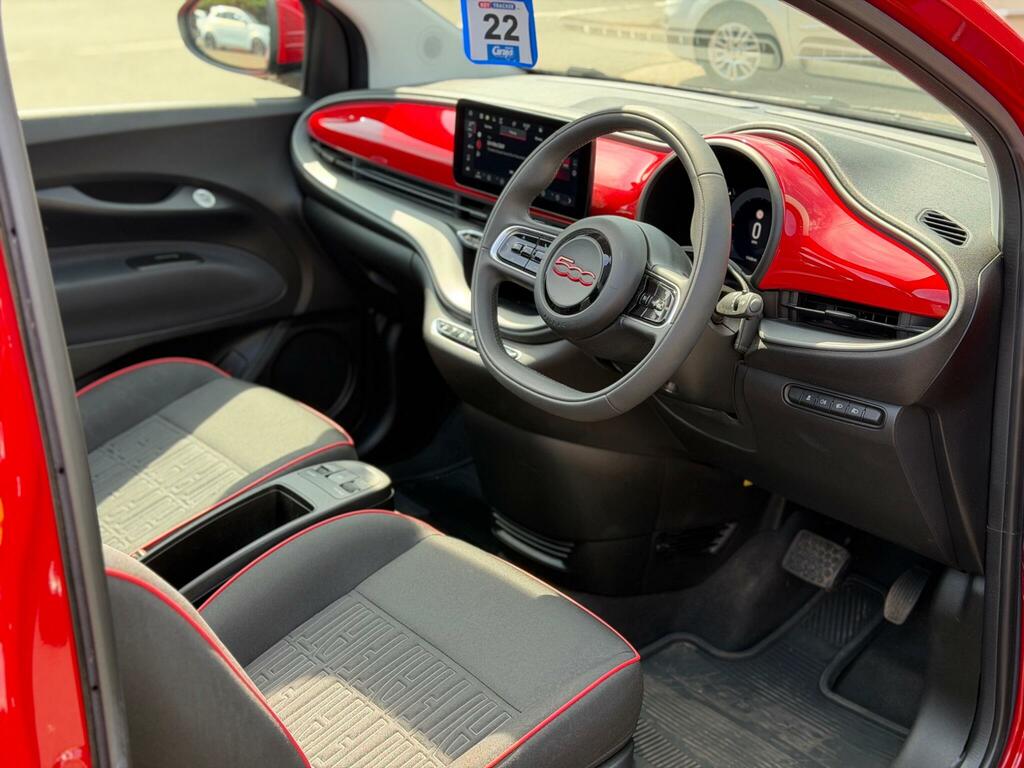 Fiat 500E C 42Kwh Icon White #20