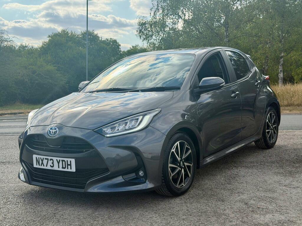 Toyota Yaris 1.5 Vvt-h Design E-cvt Euro 6 Ss Grey #3