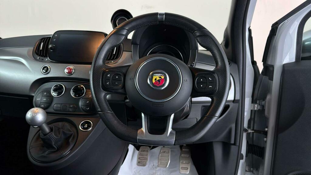 Abarth 595 1.4L F595 Pista Black #10