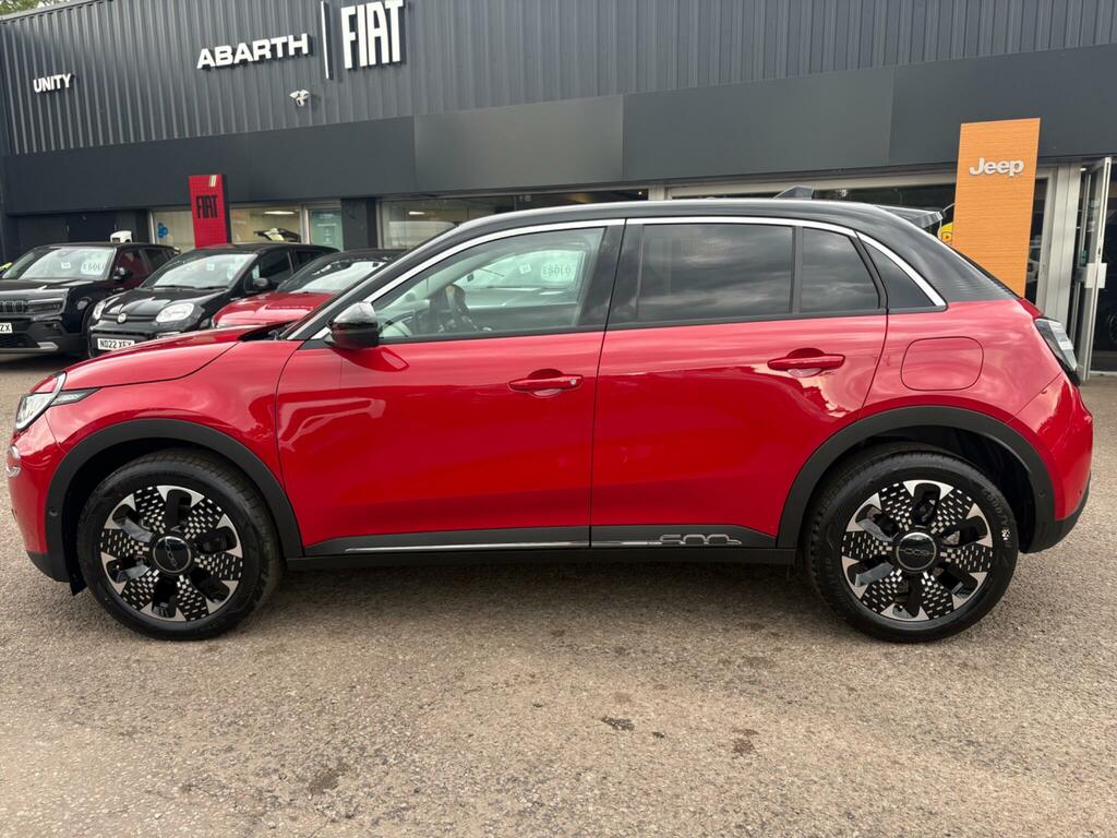 Fiat 600 1.2 Mhev La Prima Suv Hybrid E-dct Euro Red #4