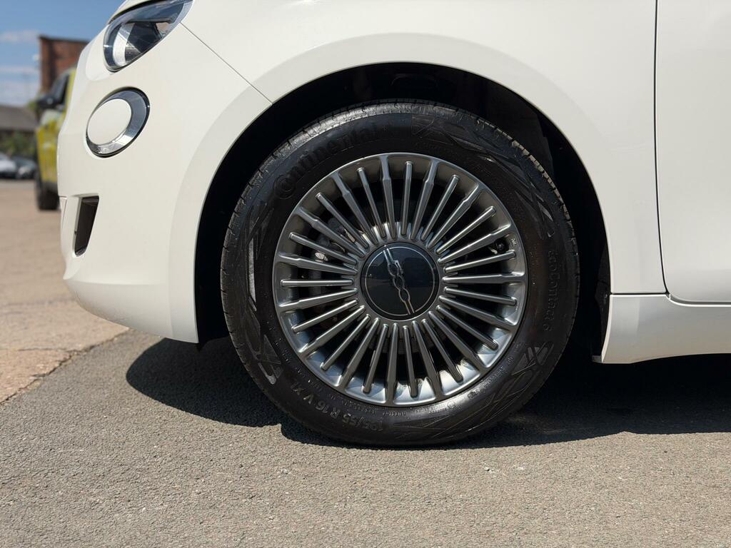 Fiat 500E 42Kwh La Prima Black #38