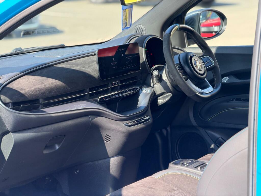 Abarth 500 114Kw Turismo 42.2Kwh Blue #21