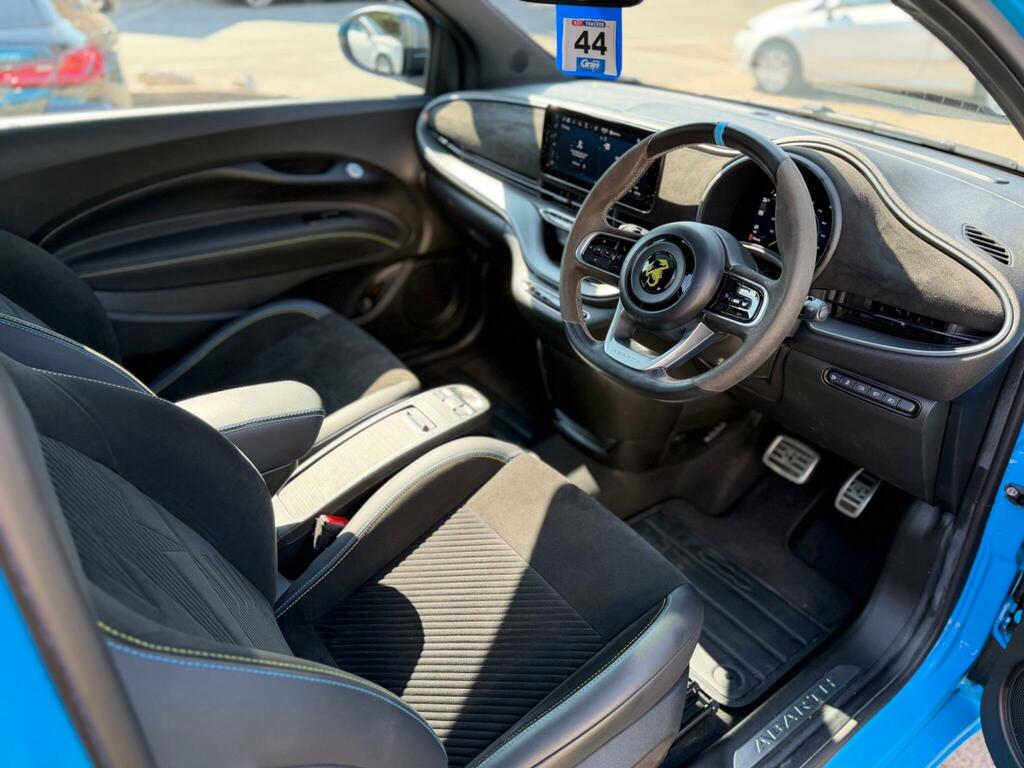 Abarth 500 114Kw Turismo 42.2Kwh Blue #28