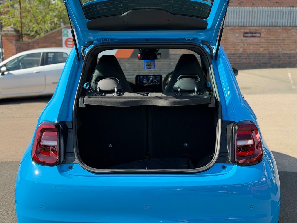 Abarth 500 114Kw Turismo 42.2Kwh Blue #41