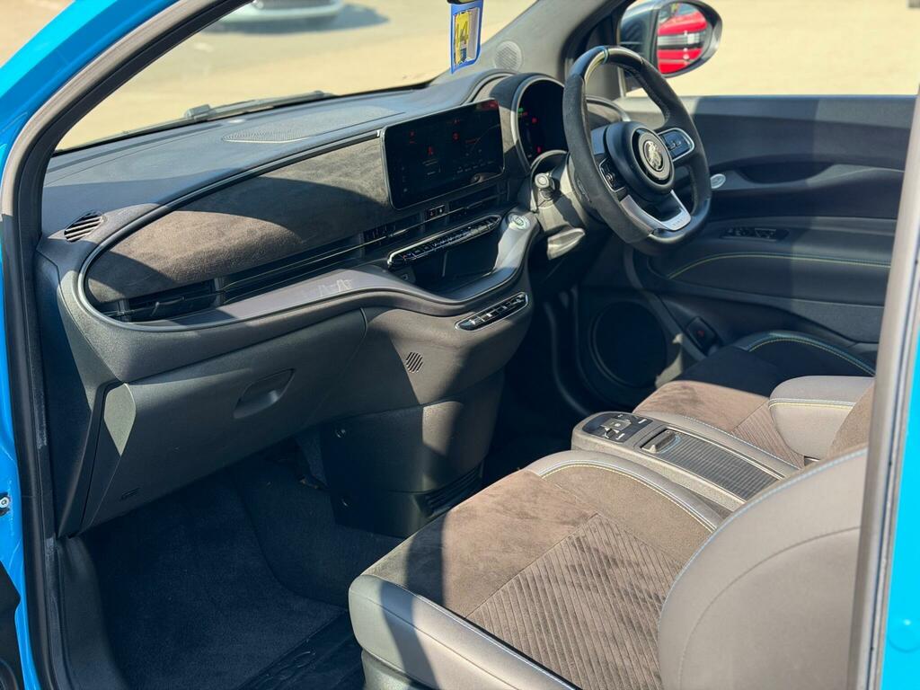 Abarth 500 114Kw Turismo 42.2Kwh Blue #22