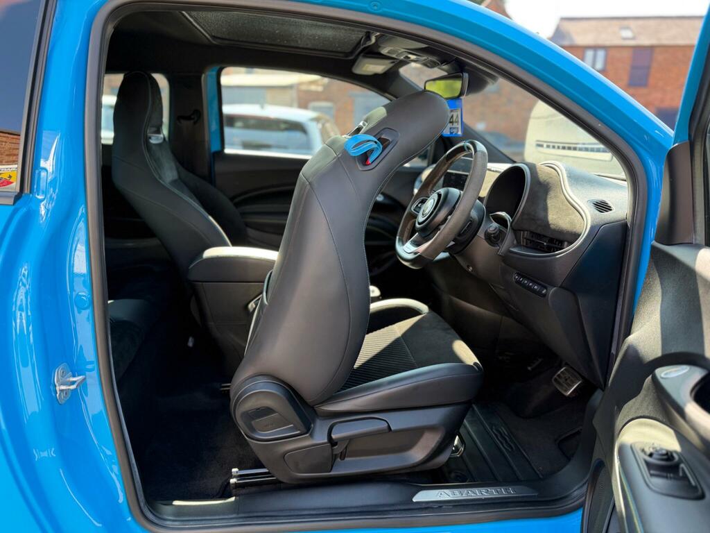 Abarth 500 114Kw Turismo 42.2Kwh Blue #29