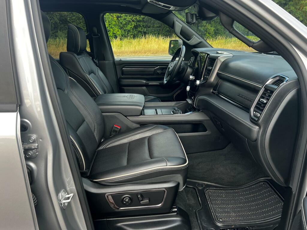 Dodge RAM Pickup Black #32
