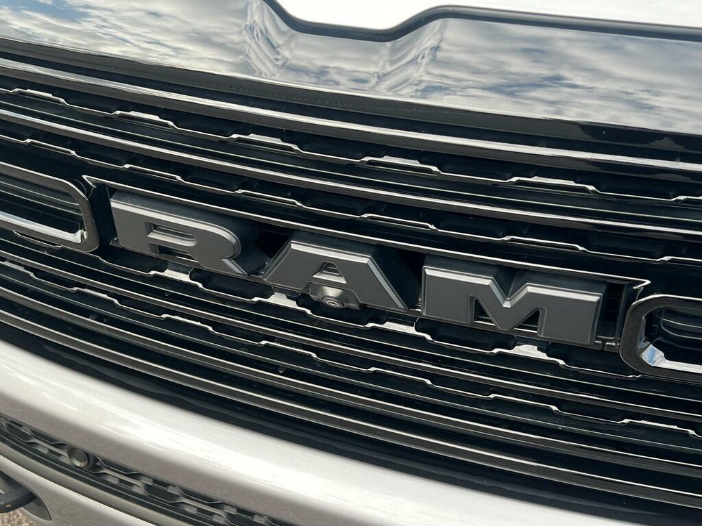 Dodge RAM Pickup Black #28