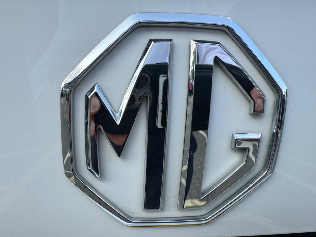 MG ZS 1.5 Hybrid Trophy Silver #36