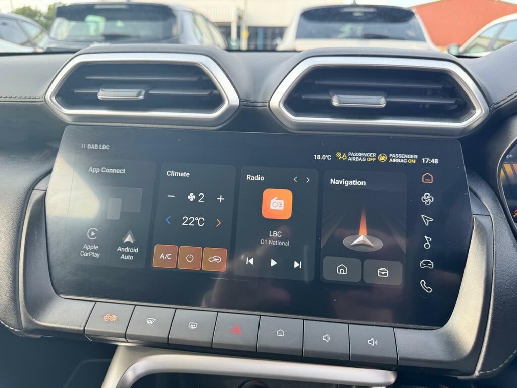 MG ZS 1.5 Hybrid Trophy Silver #25