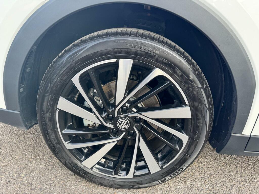 MG ZS 1.5 Hybrid Trophy Silver #18