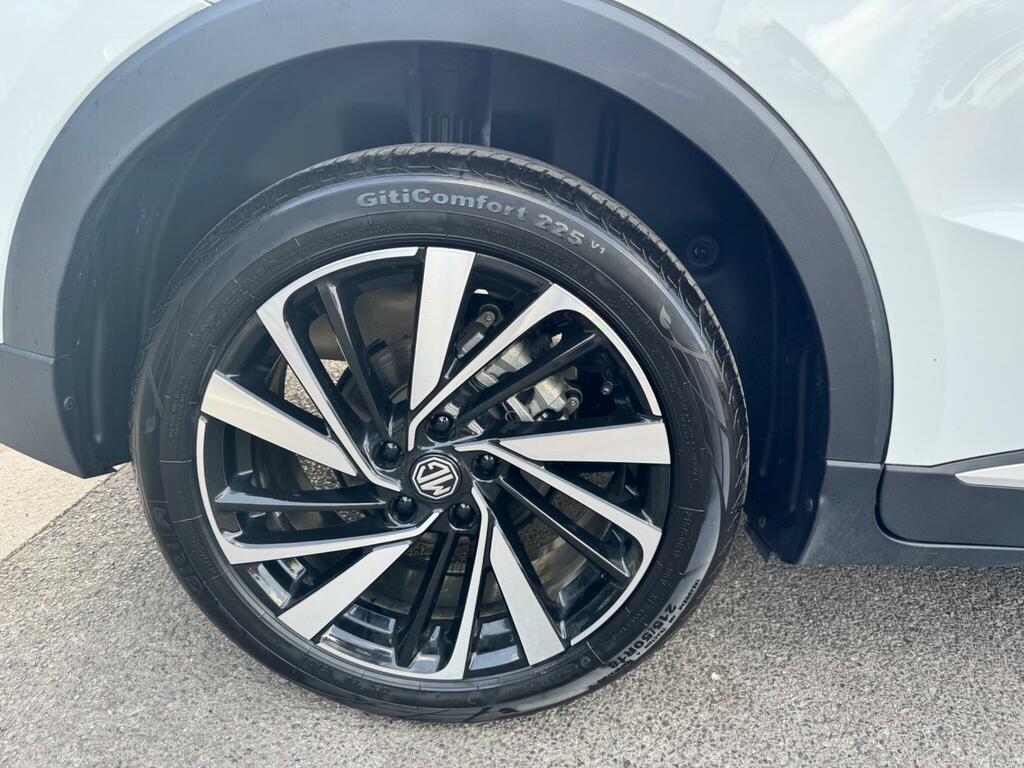 MG ZS 1.5 Hybrid Trophy Silver #16