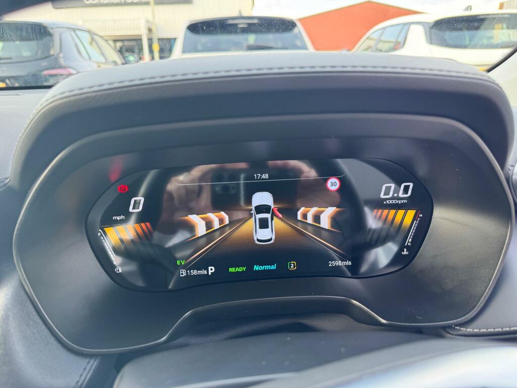 MG ZS 1.5 Hybrid Trophy Silver #26