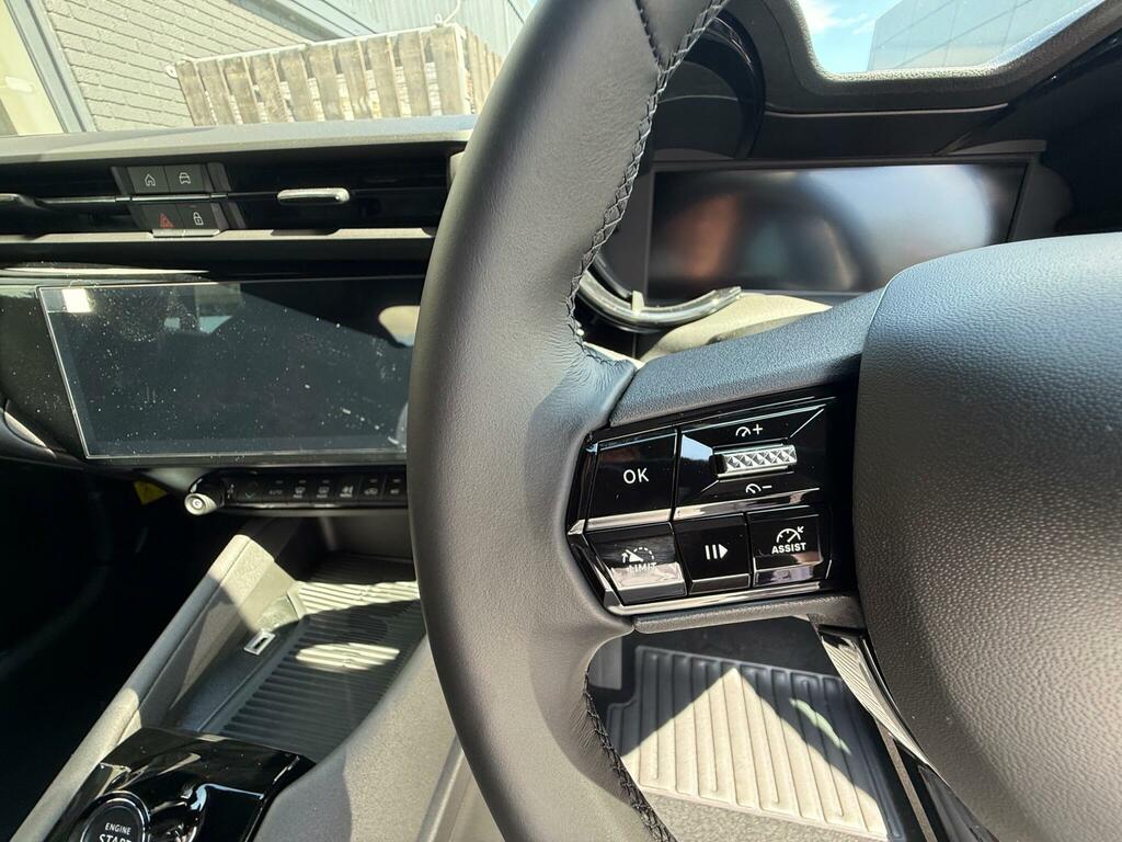Alfa Romeo Junior 1.2 Turbo 145 Ibrida Black #22