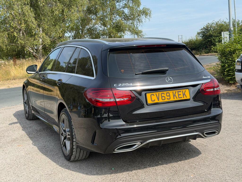 Mercedes-Benz C Class 2.0 C220d Amg Line Premium G-tronic 4Matic Euro Black #4