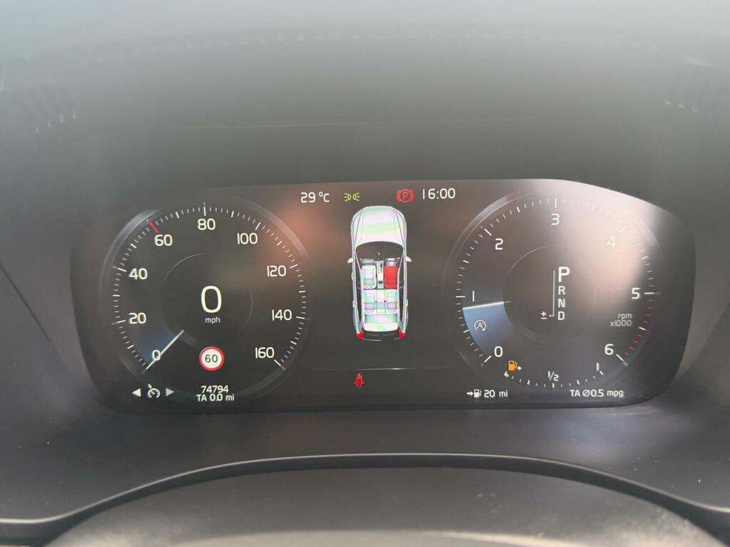Volvo XC60 D4 190 R Design Nav Grey #22