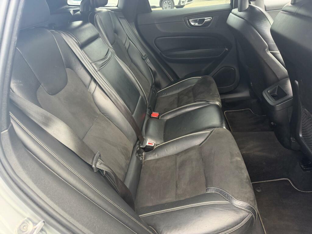 Volvo XC60 D4 190 R Design Nav Grey #13