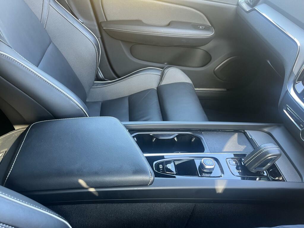 Volvo V60 D4 163 R Design Lux  #28