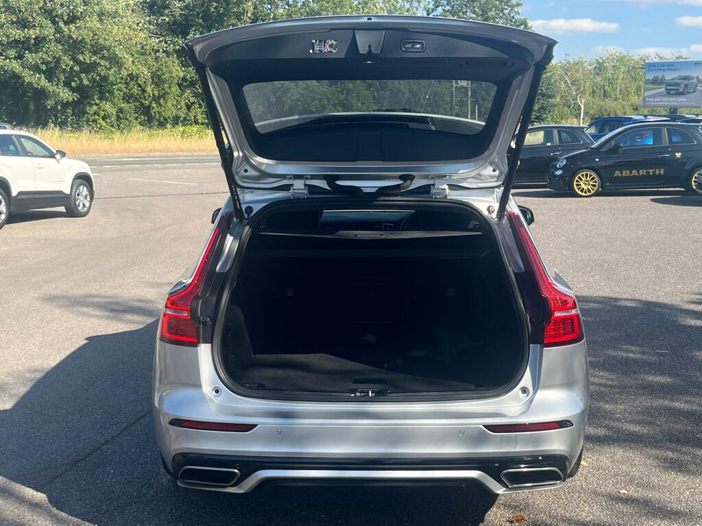 Volvo V60 D4 163 R Design Lux  #26