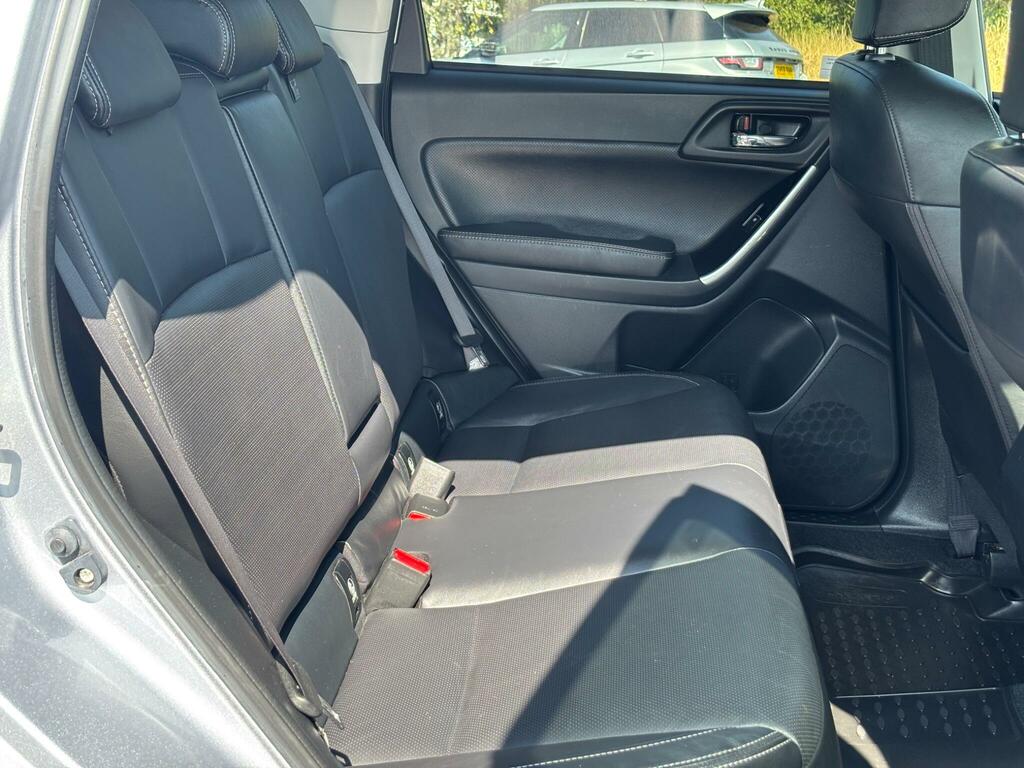 Subaru Forester 2.0 Xe Premium Lineartronic Blue #12