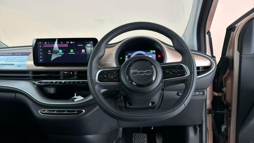 Fiat 500E 42Kwh Icon Gold #4