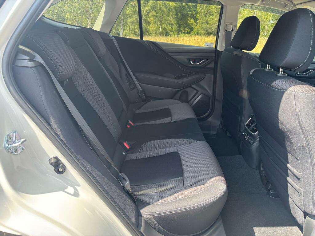 Subaru Outback 2.5I Touring Lineartronic Black #12